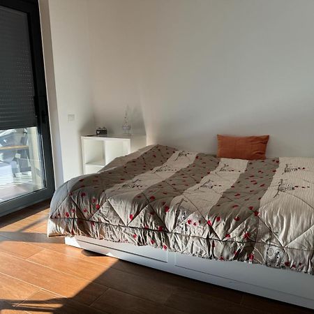 Nice Apartment Near Rho-Fiera Milano Pero Bagian luar foto